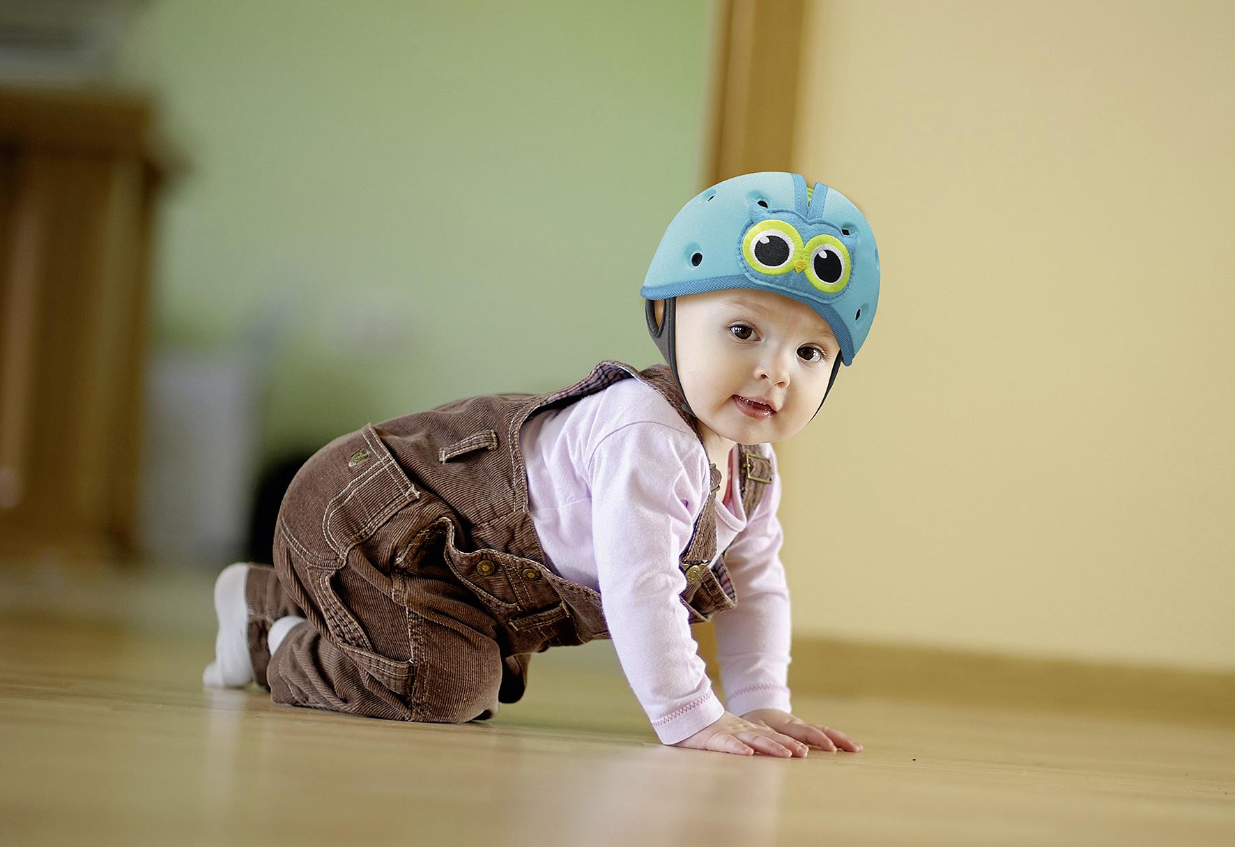 Babyhelm 'Eule' 2 Beißring Kind, 1 Beißring Haus