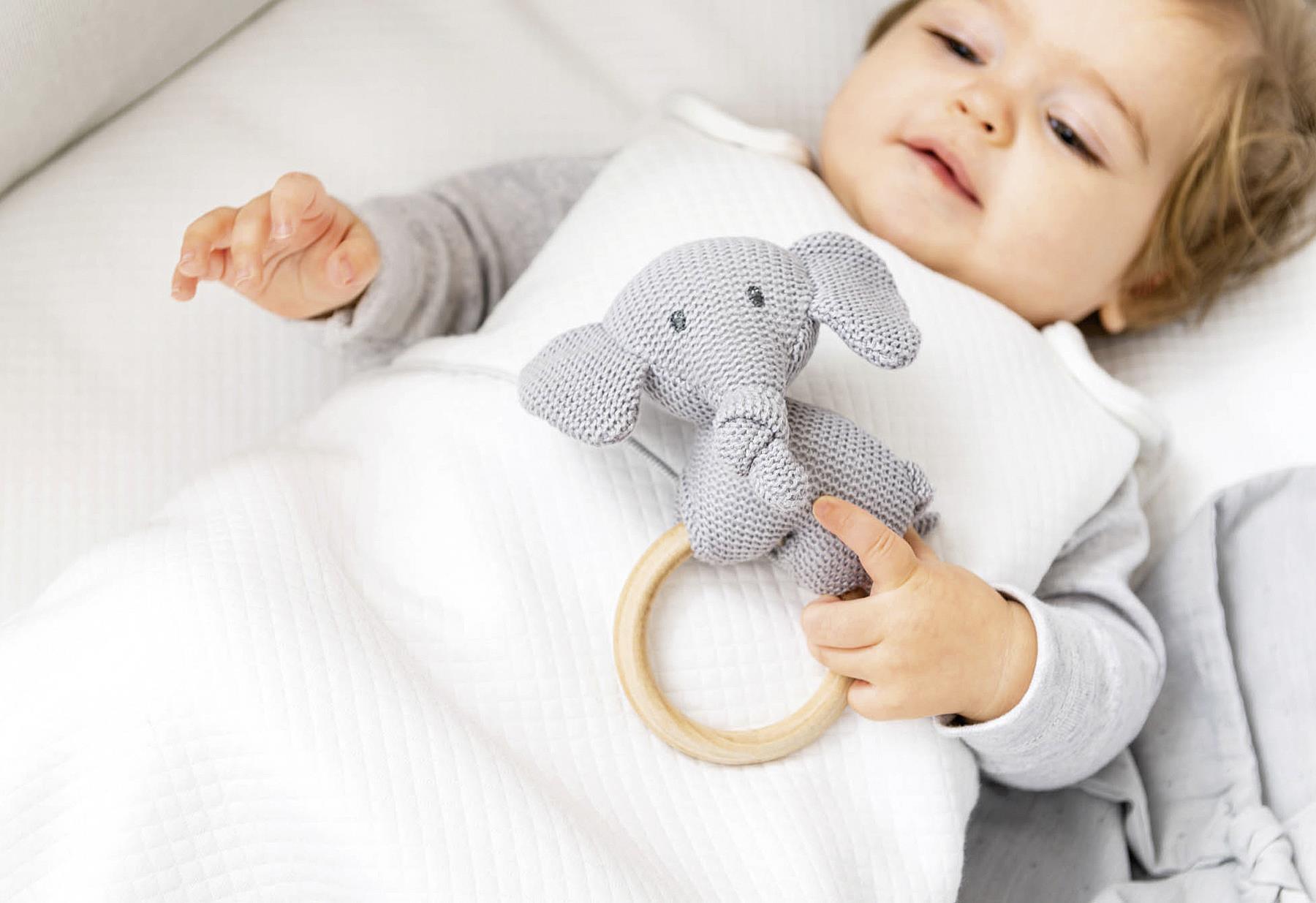 Nattou Strick-Optik Beißring Elefant 'Tembo'