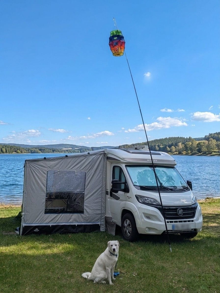 Bdt SET 3D Lampion''Camper- Leuchtfeuer'' inkl. USB-LED- Leuchte H:65cm, Ø 34cm + 5m Pole